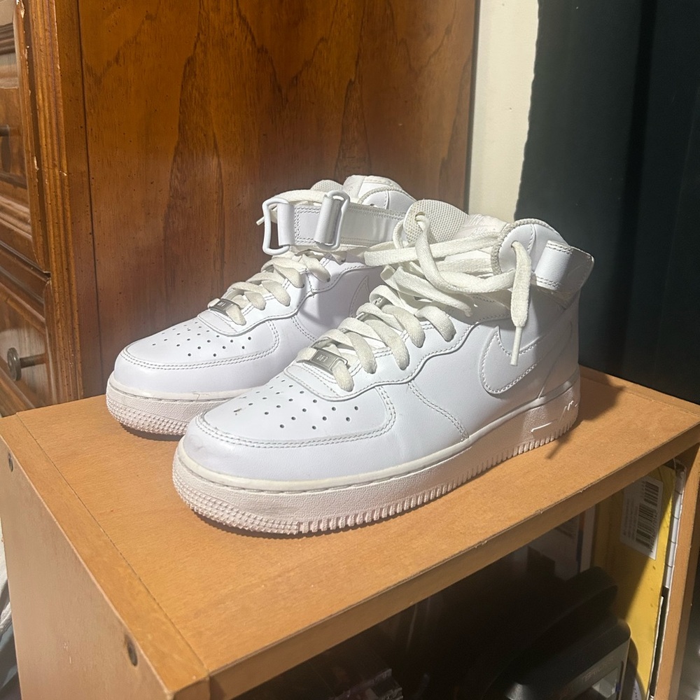 Nike Air Force 1 Mid ‘07